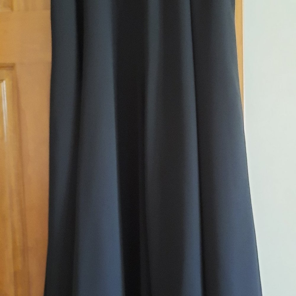 Light weight formal skirt